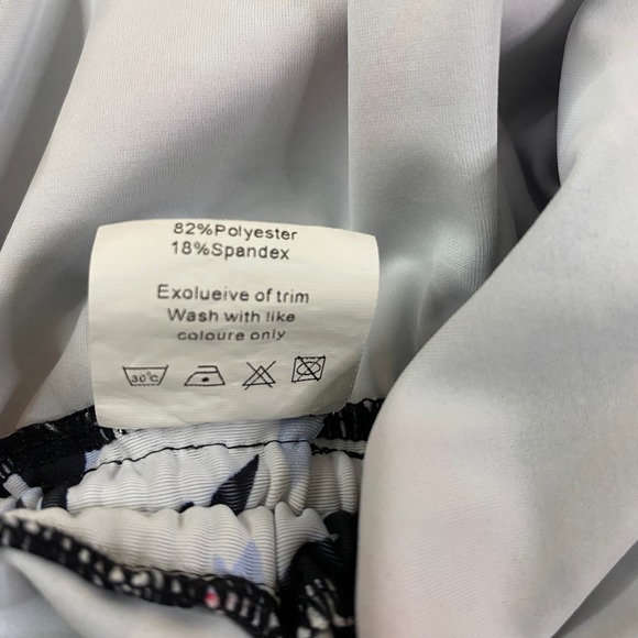 Floral Rash Guard Swim Top Short Sleeve Adjustable Sides Sun Protection Women XL - Picture 7 of 7